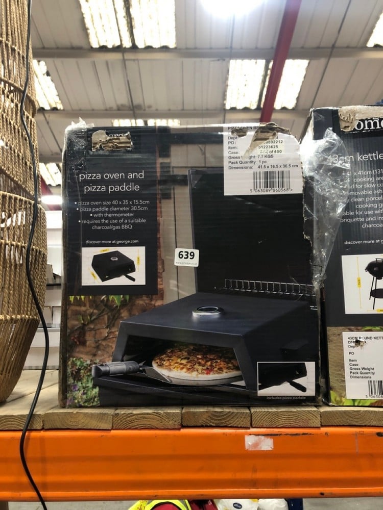 John Pye Auctions PIZZA OVEN BBQ TOPPER WITH PIZZA PADDLE (DELIVERY ONLY)