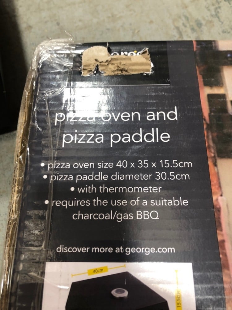 John Pye Auctions PIZZA OVEN BBQ TOPPER WITH PIZZA PADDLE (DELIVERY ONLY)