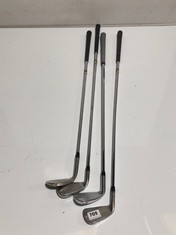 4 X TITLEIST RIGHT HANDED GOLF CLUBS TO INCLUDE NO 2 IRON GOLF CLUB (DELIVERY ONLY)