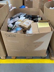 PALLET OF ASSORTED ITEMS INCLUDING IVOLER MOBILE PHONE CASES.