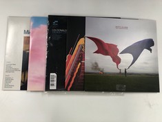 5 X VINYL VARIOUS ARTISTS INCLUDING TAYLOR SWIFT - LOCATION 27A.