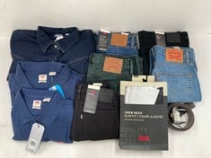 10 X LEVIS GARMENTS VARIOUS SIZES AND MODELS INCLUDING NAVY BLUE POLO SHIRT SIZE 3XL- LOCATION 1A.