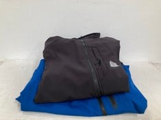 2 X HELLY HANSEN MEN'S PARKA BLACK SIZE S AND BLUE SIZE L - LOCATION 50A.