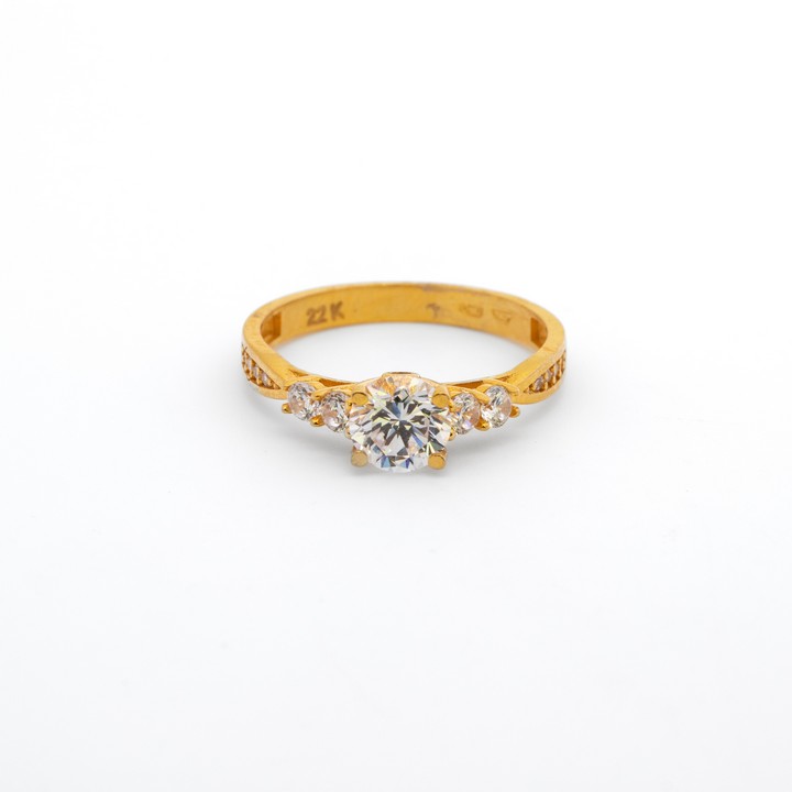 22ct Yellow Gold Clear Stone Ring, Size O½, 3.1g.  Auction Guide: £150-£200 (VAT Only Payable on Buyers Premium)