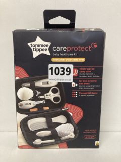 TOMMEE TIPPEE CAREPROTECT BABY HEALTHCARE KIT
