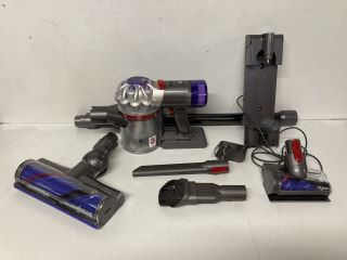 DYSON V8 UPRIGHT STICK VACUUM CLEANER RRP: £329.99