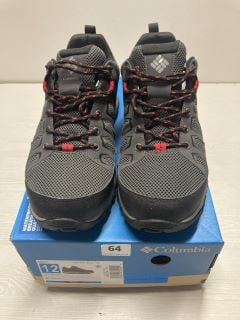 PAIR OF COLUMBIA GRANITE TRAIL BOOTS - SIZE UK 11