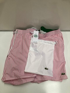 2X MENS SWIM SHORTS TO INCLUDE LACOSTE SWIM SHORTS PINK/WHITE IN SIZE L