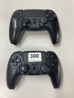 2 X SONY PLAYSTATION DUALSENSE CONTROLLERS FOR PS5