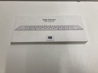 APPLE MAGIC KEYBOARD WITH TOUCH ID