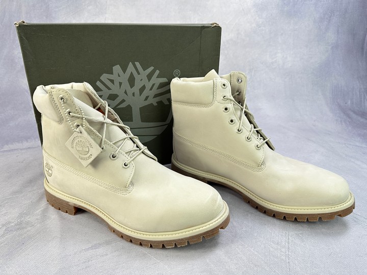 Timberland 6IN Boots With Box - Size UK 12.5 (VAT ONLY PAYABLE ON BUYERS PREMIUM) (MPSS01106567)