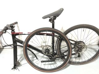 REPTON FORME PUSH BIKE IN BLACK AND RED