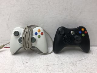 3X XBOX CONTROLLER IN BLACK,2X PLAYSTATIONS CONTROLLER IN WHITE/BLACK 1X CONTROLLER RRP-£230