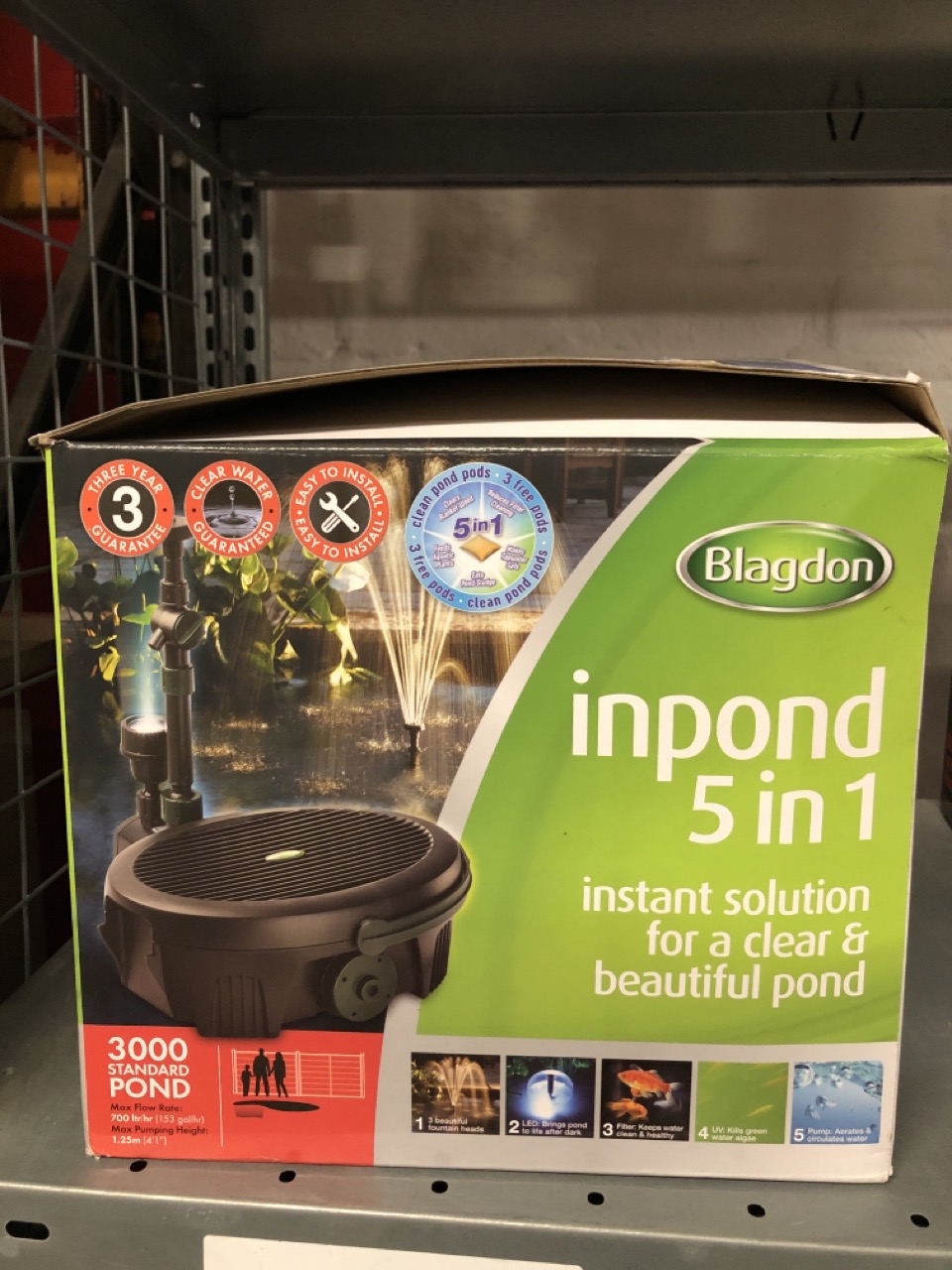 John Pye Auctions BLAGDON INPOND 5IN1 3000 EASY CARE CLEAN POND
