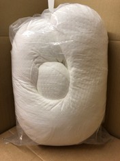 QTY OF CONTOUR SWAN BODY PILLOW: LOCATION - B RACK