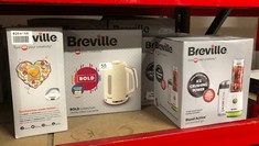 QTY OF ITEMS TO INCLUDE BREVILLE BLEND ACTIVE PERSONAL BLENDER & SMOOTHIE MAKER | 350W | 2 PORTABLE BLEND ACTIVE BOTTLES (600ML) | LEAK PROOF LIDS | WHITE & GREEN [VBL246]: LOCATION - A RACK