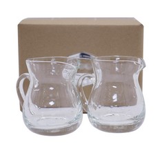 QTY OF ASSORTED ITEMS TO INCLUDE DBOO 2 PIECES MILK JUG CREAM JUG CLASSIC GLASS CREAMER PITCHER WITH HANDLE 4 OZ MILK POURER MINI CREAMER FOR COFFEE TEA MAPLE SYRUP SERVING: LOCATION - C RACK