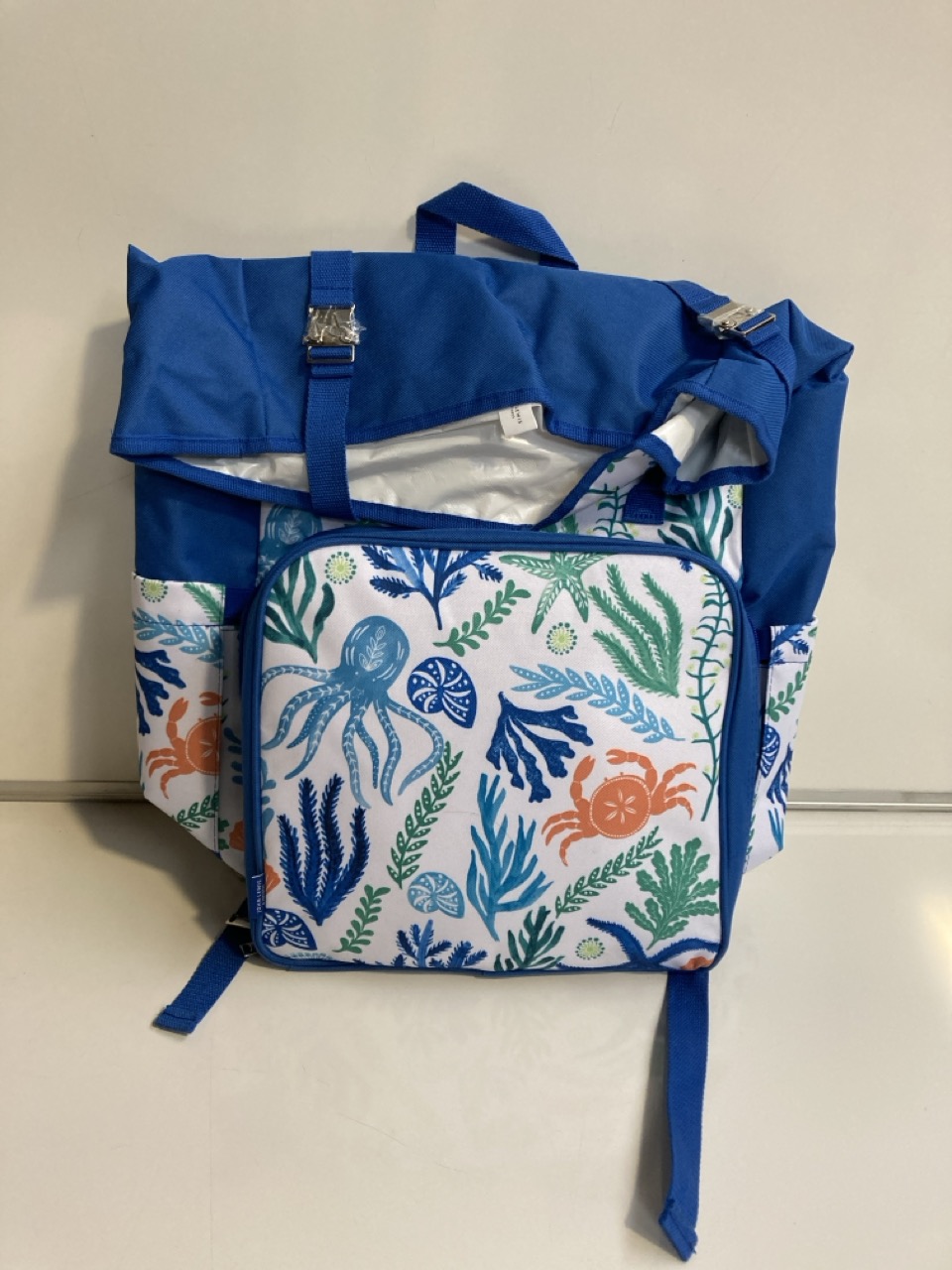 John Pye Auctions BOX OF ASSORTED PICNIC ITEMS TO INCLUDE JOHN LEWIS