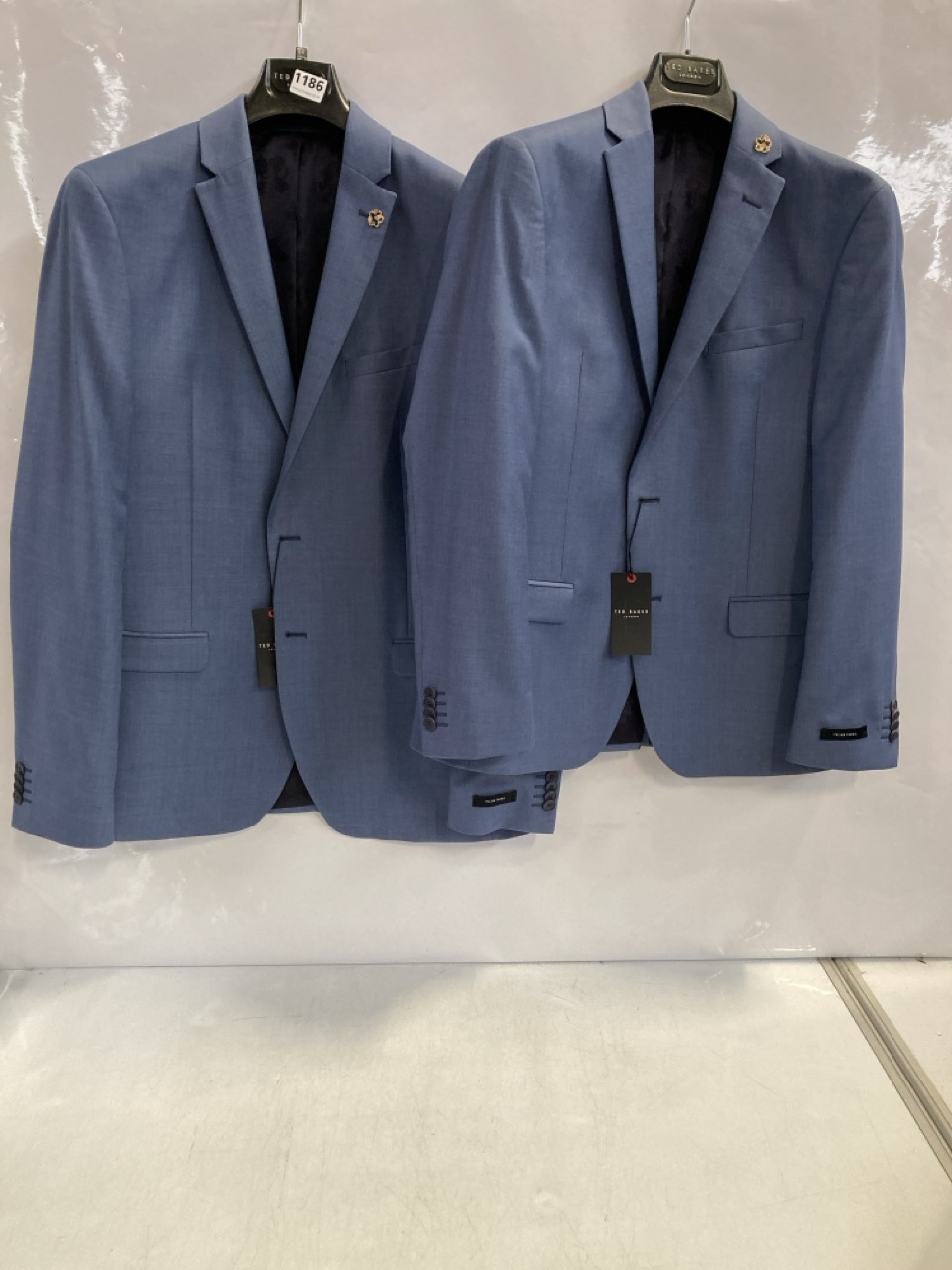 4 X MEN'S SUIT JACKETS TO INCLUDE TED BAKER DORSET SMOKE BLUE JACKET SIZE 44