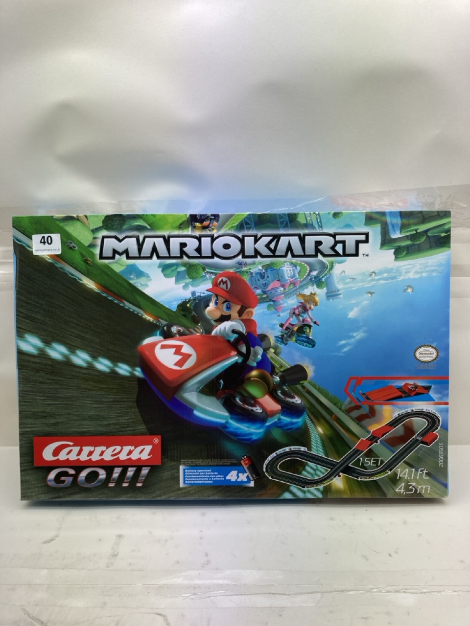 A MARIO KART CARRERA GO SCALEXTRIC TRACK