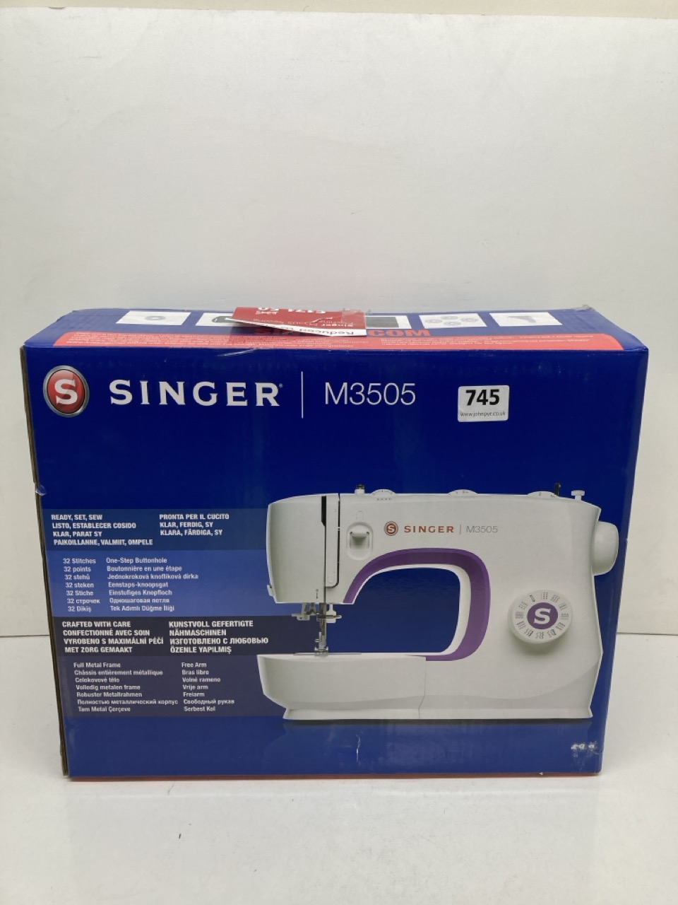 A SINGER M3505 SEWING MACHINE