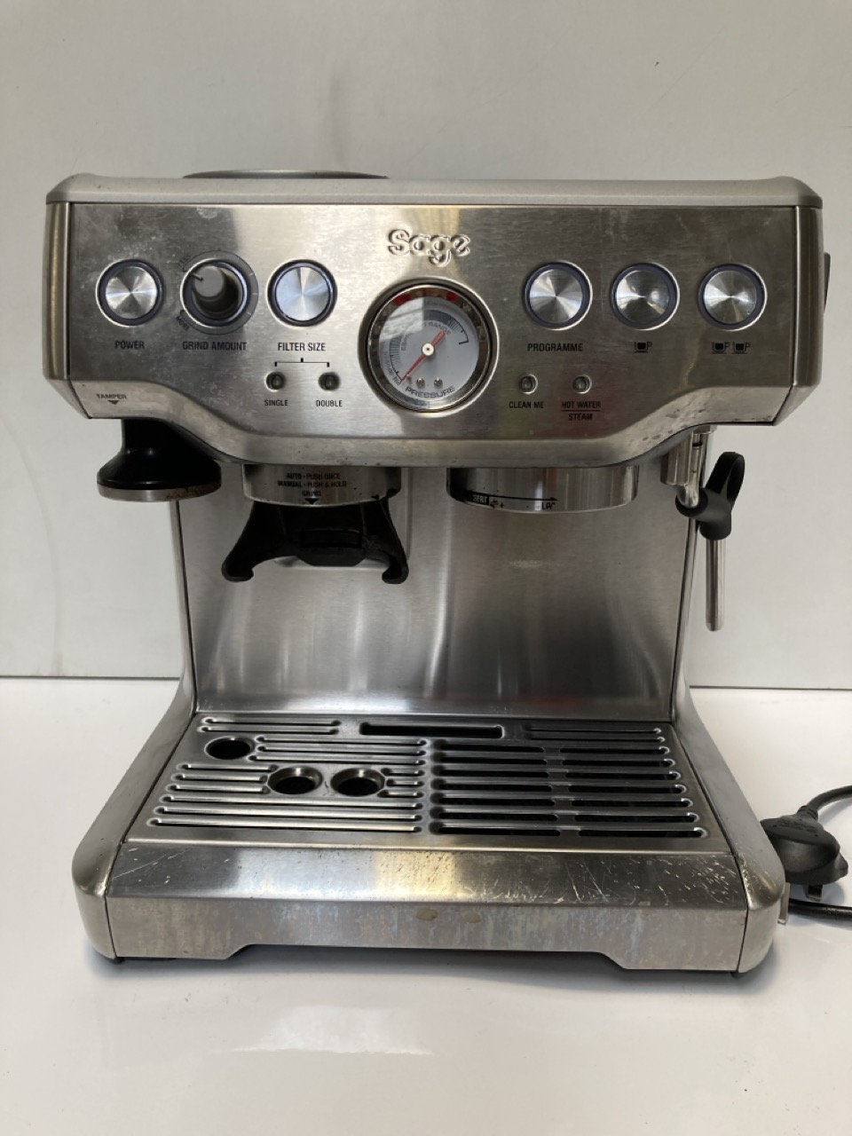 A SAGE BARISTA EXPRESS MACHINE, SES876BST RRP £549.95