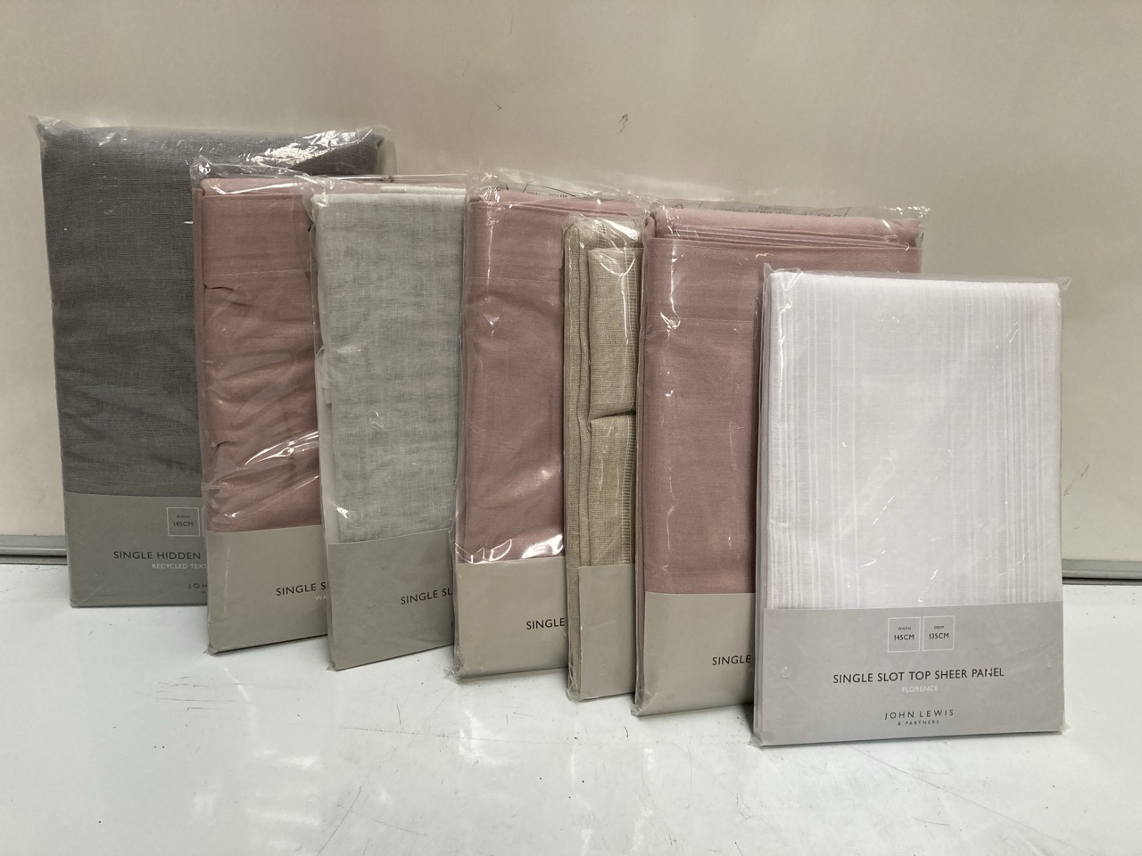 BOX OF ASSORTED CURTAINS TEXTILE ITEMS TO INCLUDE JOHN LEWIS SINGLE SLOT TOP SHEER PANEL IN BLUSH PINK 145 X 230CM