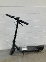 ELECTRIC SCOOTER NINEBOT BLACK (DOES NOT TURN ON, NO CHARGER, MISSING SCREWS ON THE HANDLEBARS).