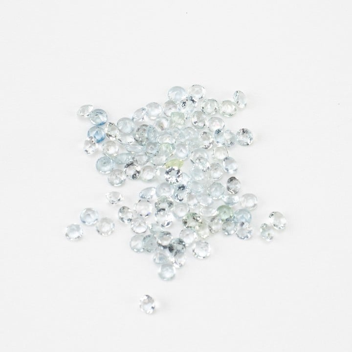 5.42ct Aquamarine Faceted Round-cut Parcel of Gemstones, 2.5mm