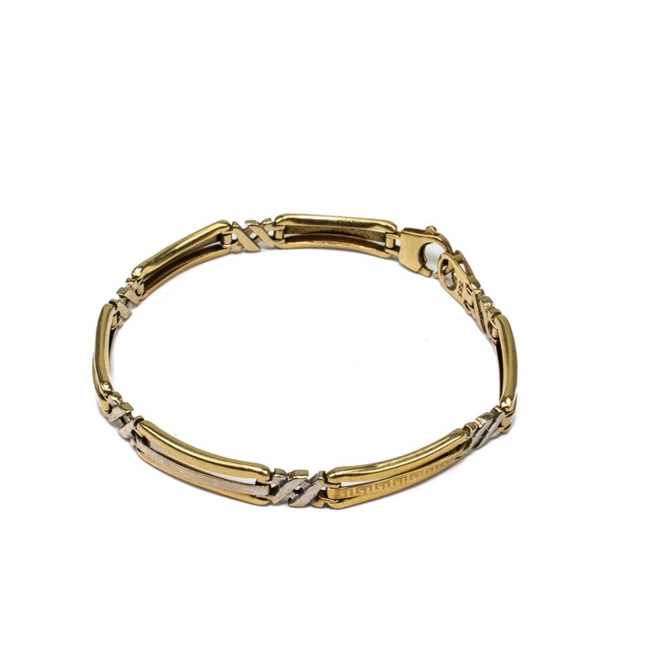 14K Yellow and White Fancy Link Bracelet, 15.5cm, 10.1g.  Auction Guide: £300-£400 (VAT Only Payable on Buyers Premium)
