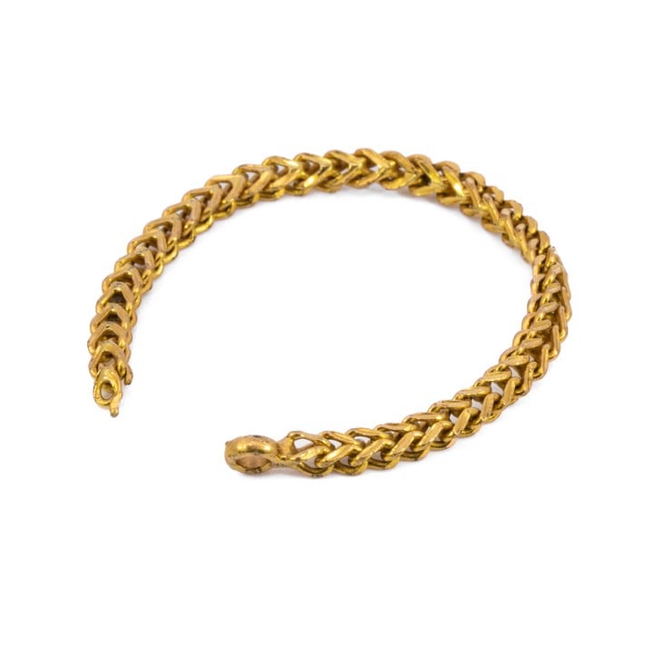 22K Yellow Chain piece, 9cm, 3.8g.  Auction Guide: £200-£300 (VAT Only Payable on Buyers Premium)