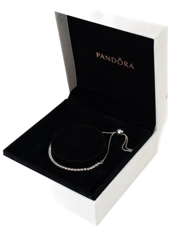 Pandora Silver Clear Stone Adjustable Bracelet, 18cm, 2.9g. Includes Pandora Box (VAT Only Payable on Buyers Premium)