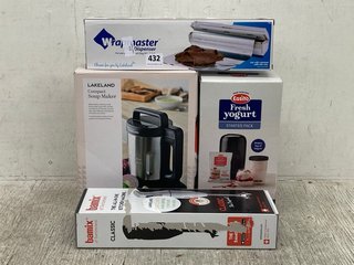 4 X ASSORTED KITCHEN ITEMS TO INCLUDE BAMIX OF SWITZERLAND THE ALL-IN-ONE KITCHEN MACHINE BLENDER: LOCATION - B13