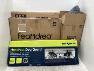 4 X ASSORTED PET ITEMS TO INCLUDE SAKURA HEADREST DOG GUARD AND FEANDREA PDC70H DOG KENNEL: LOCATION - B3