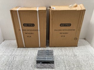 2 X METPRO 25MM 2 GANG SWITCH AND SOCKET BOXES PACK OF 50: LOCATION - B2