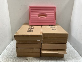 10 X FOLDABLE STORAGE BOXES WITH LIDS IN VARIOUS COLOURS TO INCLUDE PINK: LOCATION - B0