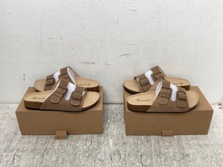 2 X EVELLYHOOTD LEATHER SLIPPERS IN TAUPE SIZE EU 40: LOCATION - C7