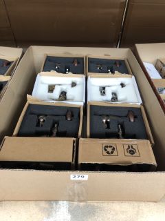 QTY OF ASSORTED TRADITIONAL TRV VALVES WITH LOCK SHIELDS - APPROX RRP £1000: LOCATION - R1