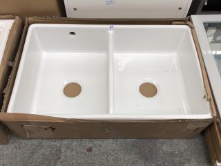 (COLLECTION ONLY) 780 X 500MM LONDON STYLE TWIN CERAMIC KITCHEN SINK - RRP £395: LOCATION - C3