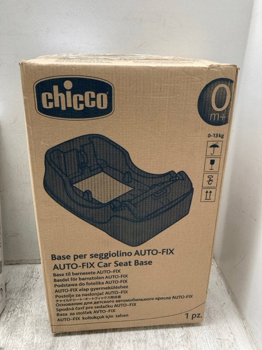 John Pye Auctions CHICCO AUTOFIX CAR SEAT BASE TO INCLUDE BABY