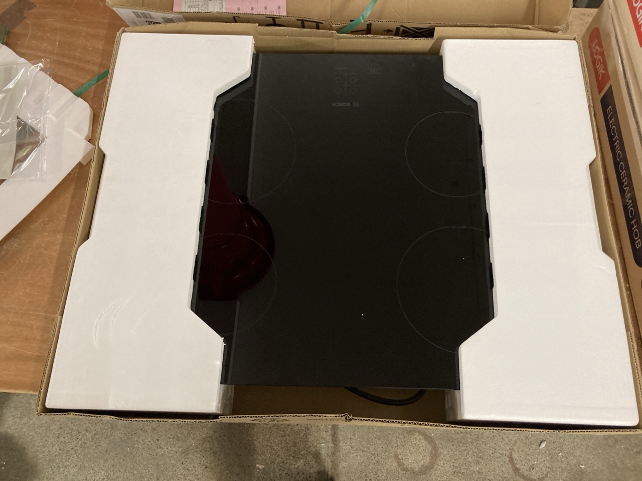 John Pye Auctions BOSCH ELECTRIC CERAMIC HOB MODEL PUG61RAA5B