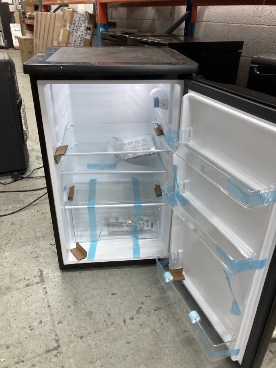 John Pye Auctions COOKOLOGY UNDERCOUNTER FRIDGE MODEL NO UCFR110BK