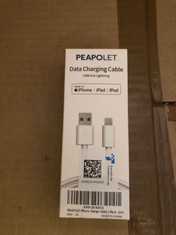 QUANTITY OF PEAPOLET DATA CHARGING CABLE USB A TO LIGHTNING FOR IPHONE RRP £420: LOCATION - C RACK