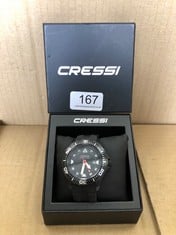 CRESSI DIVERS WATCH WITH BLACK RUBBER STRAP: LOCATION - A RACK