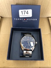 MENS TOMMY HILFIGER WATCH WITH BLUE FACE AND STAINLESS STEEL STRAP: LOCATION - A RACK