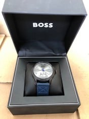 MENS BOSS WATCH WITH SILVER FACE AND BLUE LEATHER STRAP: LOCATION - A RACK
