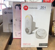 QUANTITY OF ITEMS TO INCLUDE MOTOROLA NURSERY MBP 140 - AUDIO BABY MONITOR PLUG-AND-GO UNIT FOR PARENTS, ECOLOGICALLY FRIENDLY AND INCLUDING A NIGHT LIGHT, WHITE.: LOCATION - B RACK