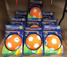 10 X STAY ACTIVE KICKERBALL BY SWERVE BALL FOOTBALL TOY SIZE 4 AERODYNAMIC PANELS FOR SWERVE TRICKS, INDOOR & OUTDOOR, AS SEEN ON TV, UNISEX, ORANGE WHITE: LOCATION - TABLES