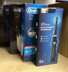 QUANTITY OF ITEMS TO INCLUDE ORAL-B PRO 3 ELECTRIC TOOTHBRUSHES FOR ADULTS, GIFTS FOR WOMEN / MEN, 1 CROSS ACTION TOOTHBRUSH HEAD & TRAVEL CASE, 3 MODES WITH TEETH WHITENING, 2 PIN EU PLUG, 3500, BLA