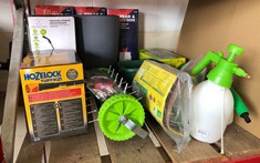 QUANTITY OF GARDEN ITEMS TO INCLUDE SPEAR & JACKSON 5L PRESSURE SPRAYER : LOCATION - A RACK(COLLECTION OR OPTIONAL DELIVERY AVAILABLE)